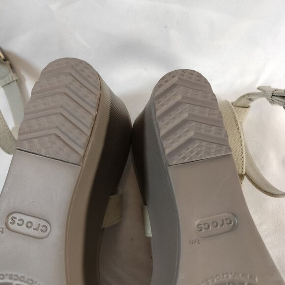 Crocs Leigh II Cream Canvas Strap Wedge Heels NWOT - Picture 10 of 10